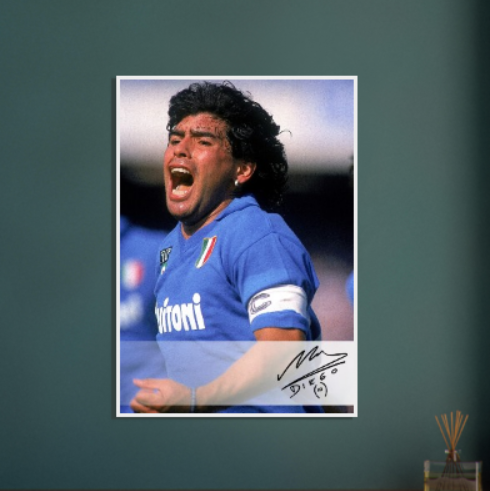Diego Armando Maradona ( Autografato ) - Con cornice in Legno di vari colori ULTIM0 STOCK DISPONIBILE⏳